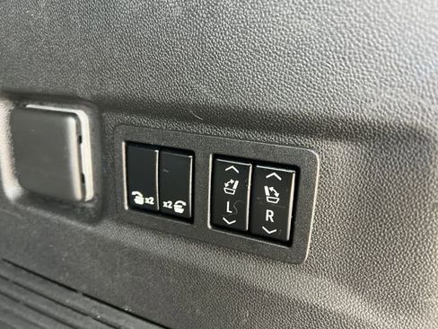 Certified 2022 Chevrolet Suburban Premier image 20