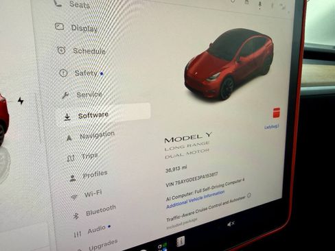 Used 2023 Tesla Model Y Long Range AWD/4WD image 20