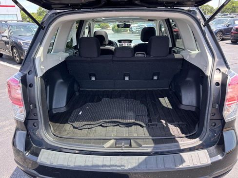 Used 2017 Subaru Forester 2.5i Premium w/ All-Weather Package AWD/4WD image 7