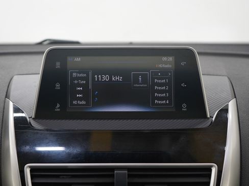 Used 2019 Mitsubishi Eclipse Cross SEL image 17