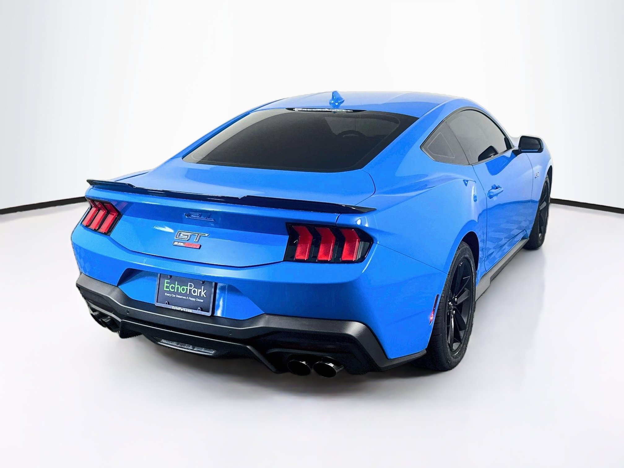 Used 2024 Ford Mustang GT RWD image 9