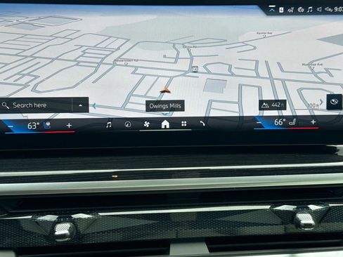 New 2026 BMW X7 xDrive40i w/ Executive Package image 3