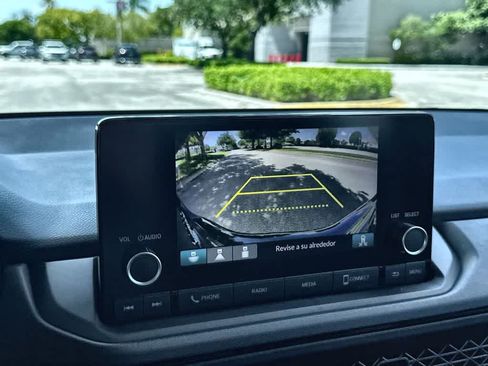 Used 2025 Honda Accord SE image 19