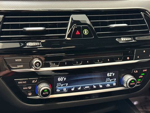 Used 2019 BMW M5 w/ Executive Package image 24