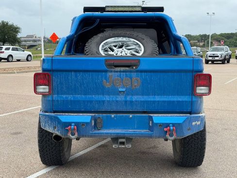 Used 2021 Jeep Gladiator Rubicon image 5