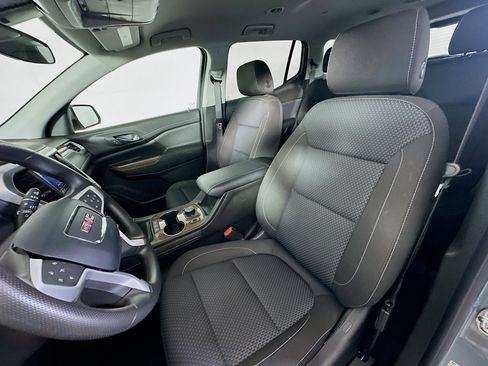 Used 2023 GMC Acadia SLE w/ Driver Convenience Package image 13