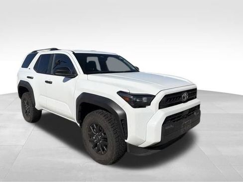 Used 2025 Toyota 4Runner SR5 AWD/4WD image 13
