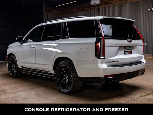 Used 2023 Cadillac Escalade Sport Platinum AWD/4WD image 6