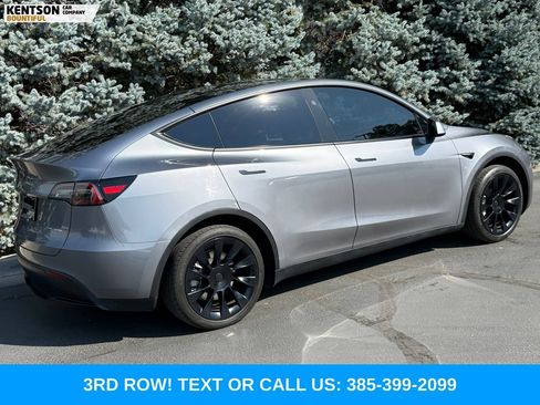 Used 2024 Tesla Model Y Long Range AWD/4WD image 8