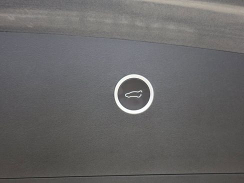 Used 2019 Tesla Model X Performance image 43