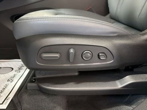 Used 2024 Buick Enclave Premium w/ Trailering Package, 5000 lbs. AWD/4WD image 12
