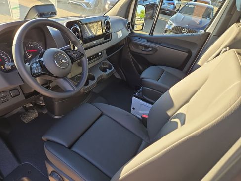 New 2026 Mercedes-Benz Sprinter 2500 image 14
