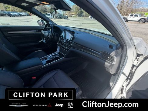Used 2020 Honda Accord Sport image 20