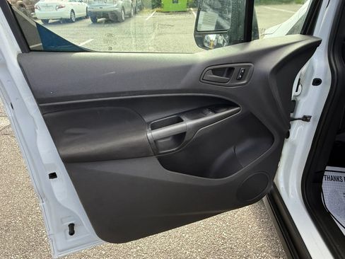 Used 2015 Ford Transit Connect XL FWD image 5
