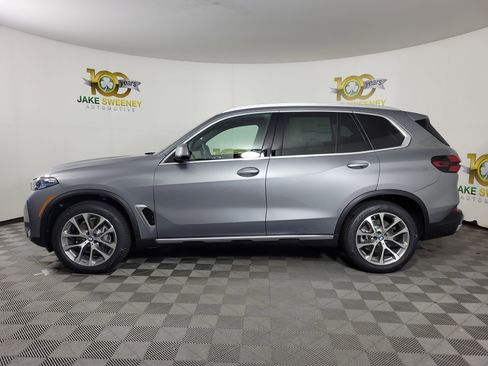 New 2026 BMW X5 xDrive40i image 4