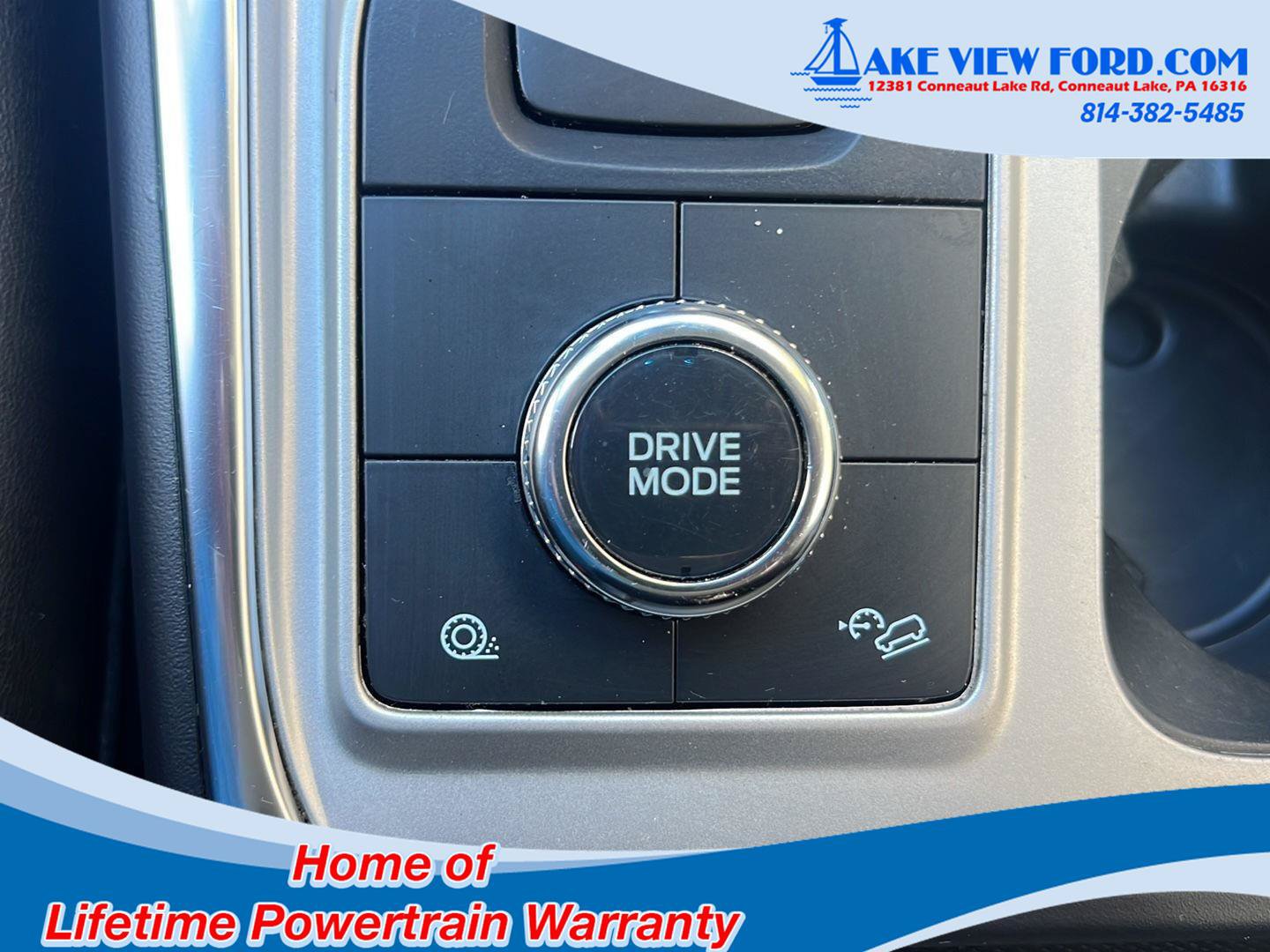 Used 2023 Ford Explorer XLT w/ Equipment Group 202A AWD/4WD image 34