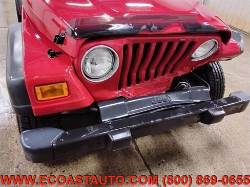 Used 2002 Jeep Wrangler X image 16