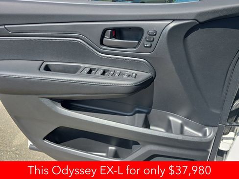 Used 2024 Honda Odyssey EX-L image 36