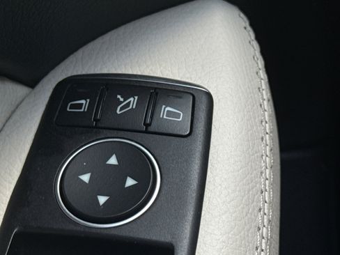 Used 2019 Mercedes-Benz GLE 43 AMG 4MATIC image 52