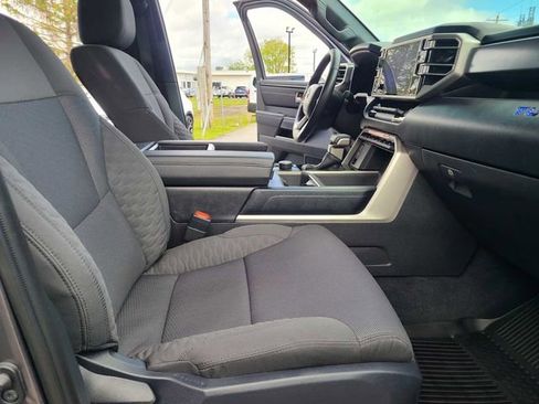 Used 2025 Toyota Tundra SR5 AWD/4WD image 21