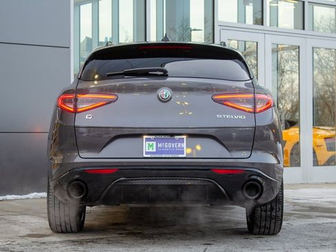 Used 2025 Alfa Romeo Stelvio Sprint w/ Veloce Package image 9