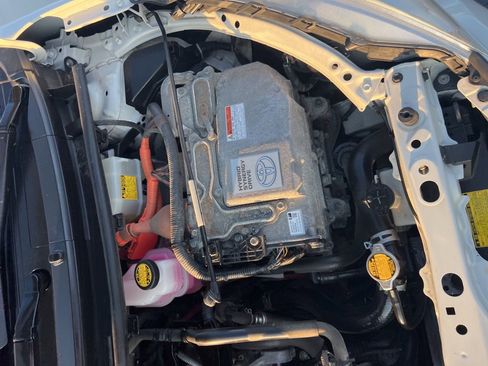 Used 2012 Toyota Prius C image 56