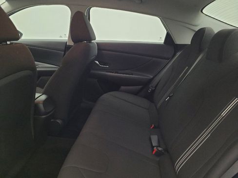 Used 2021 Hyundai Elantra SEL FWD image 18