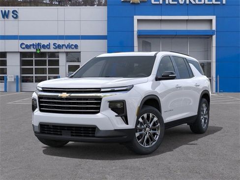 New 2026 Chevrolet Traverse LT w/ Sun and Wheel Package image 6