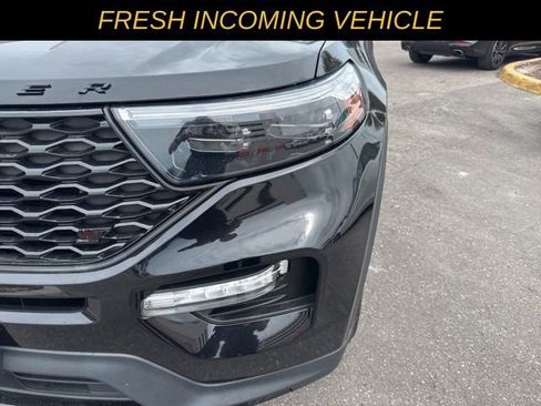 Used 2023 Ford Explorer ST image 9