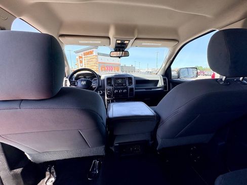 Used 2016 RAM 1500 Express AWD/4WD image 22
