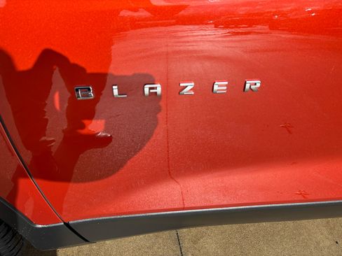 Used 2021 Chevrolet Blazer LT image 9