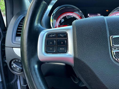 Used 2019 Dodge Grand Caravan GT FWD image 10