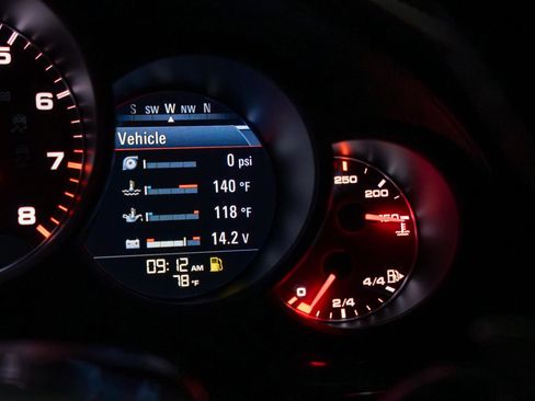 Used 2016 Porsche 911 Turbo image 92