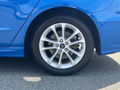 Used 2020 Ford Fusion SE FWD image 29