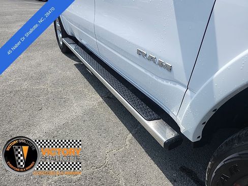 New 2026 RAM 1500 4x4 Crew Cab image 32