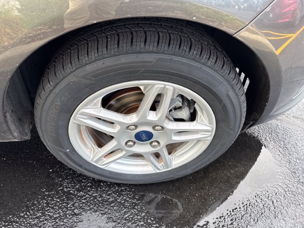 Used 2019 Ford Fiesta SE FWD image 21