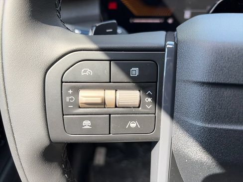 Used 2027 Kia Telluride LX FWD image 12