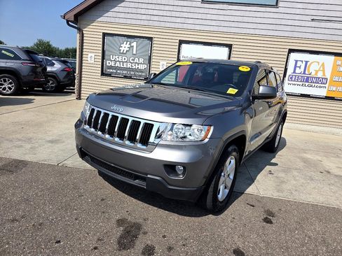 Used 2012 Jeep Grand Cherokee Laredo image 1