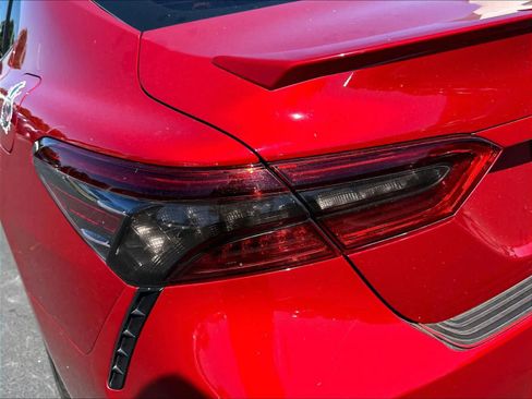 Used 2022 Toyota Camry XSE FWD image 23