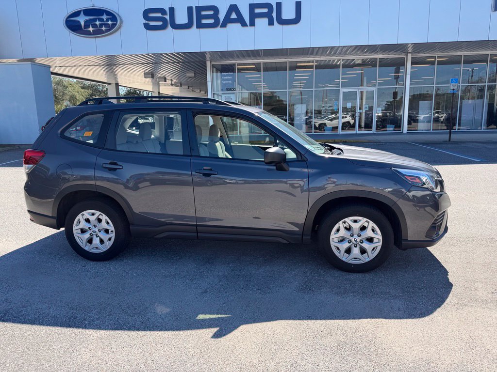 Used 2023 Subaru Forester AWD/4WD image 2