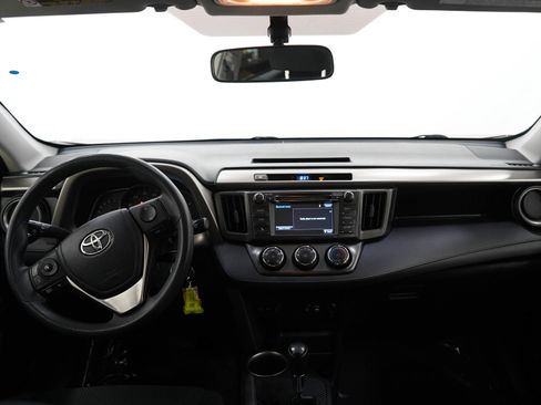 Used 2015 Toyota RAV4 LE AWD/4WD image 13