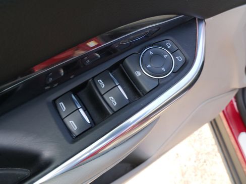 Used 2019 Cadillac XT4 Luxury image 18