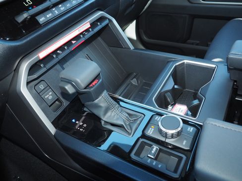 New 2026 Toyota Tundra SR5 w/ TRD Off-Road Package image 19