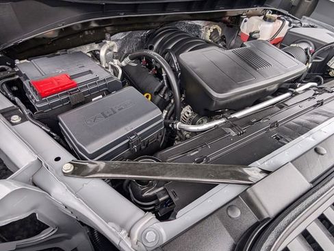 Used 2025 Chevrolet Silverado 1500 Custom Trail Boss w/ LPO, Dark Essentials Package image 22