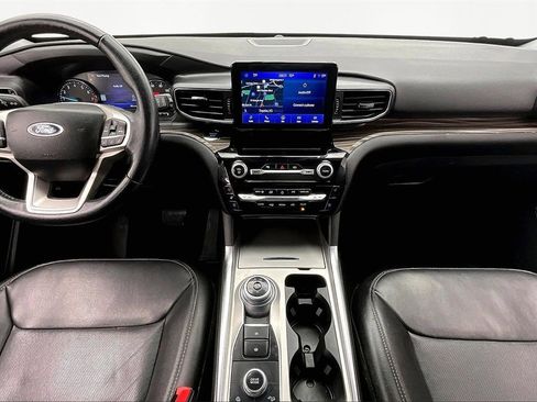 Used 2022 Ford Explorer Limited w/ Equipment Group 301A image 16