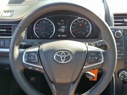 Used 2017 Toyota Camry XSE image 20