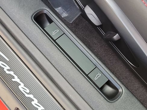 Certified 2023 Porsche 911 Carrera GTS RWD image 28