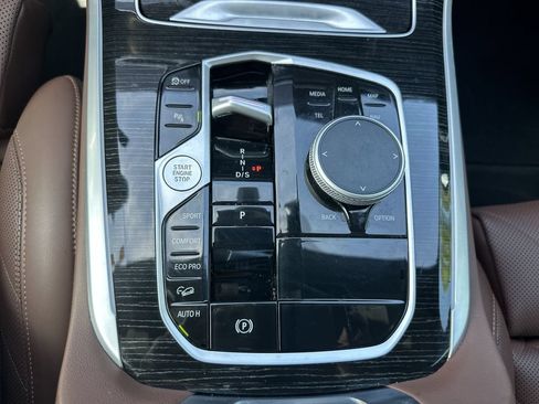 Used 2025 BMW X5 xDrive40i w/ M Sport Package AWD/4WD image 16