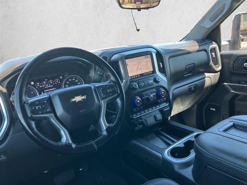 Used 2020 Chevrolet Silverado 2500 LTZ w/ LTZ Premium Package AWD/4WD image 10