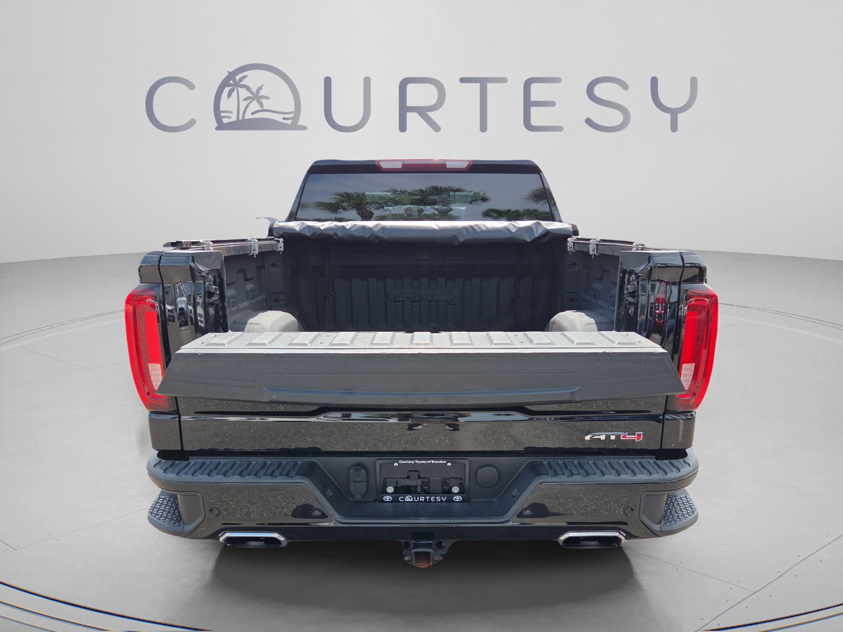 Used 2021 GMC Sierra 1500 AT4 w/ Driver Alert Package I AWD/4WD image 10